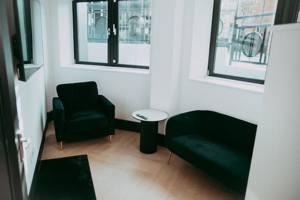 A consultation room in Richmond